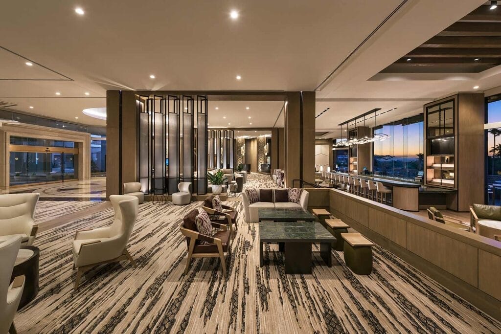 the phoenician luxury collection resort lobby Nestled at the base of the iconic Camelback Mountain, The Phoenician Resort Scottsdale stands as a beacon of opulence and world-class hospitality. This renowned five-star resort blends breathtaking natural beauty with unparalleled luxury, making it a must-visit destination for discerning travelers. Whether you're looking for a rejuvenating spa retreat, an exquisite culinary experience, or championship-level golf, The Phoenician Resort Scottsdale promises an unforgettable stay.