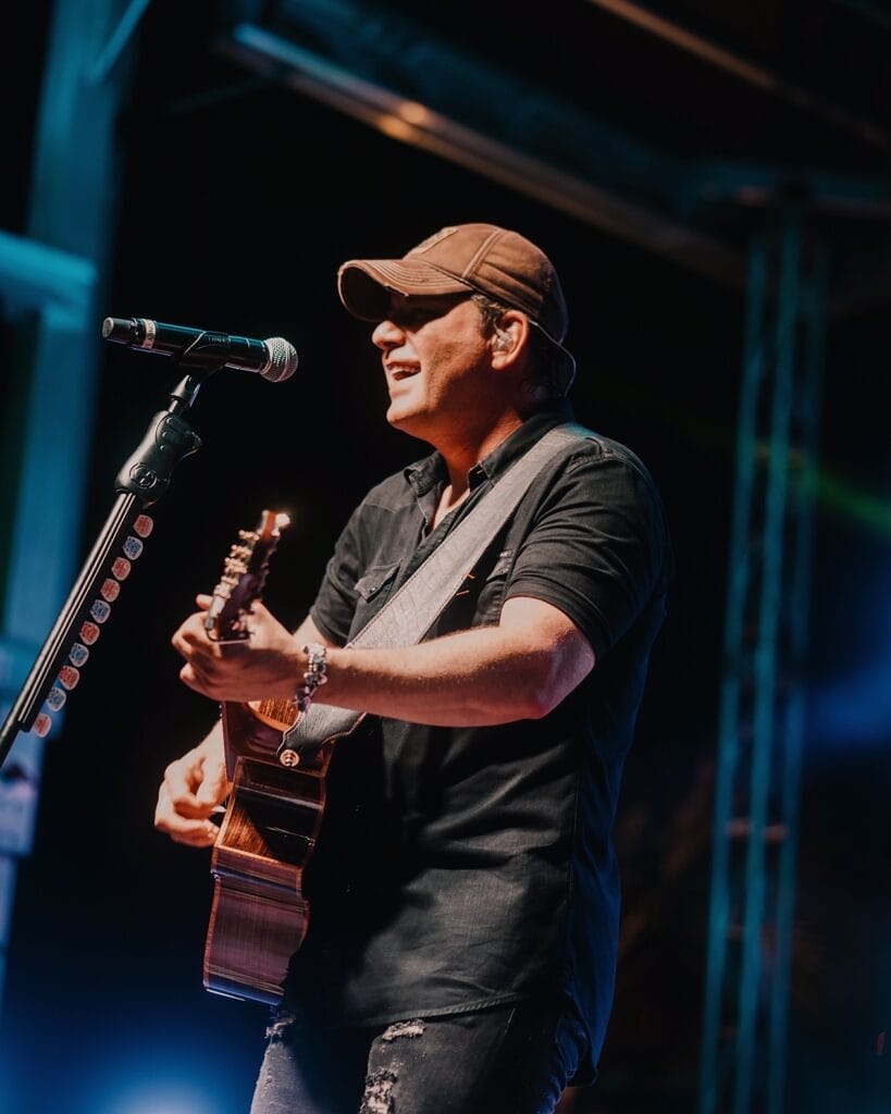 Rodney Atkins - Legendary Life Media