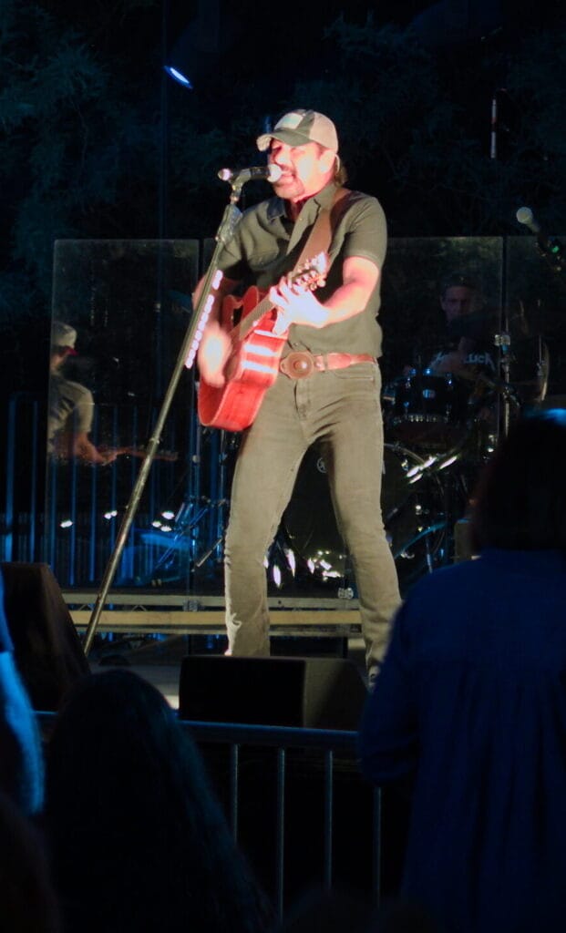 Rodney Atkins at Moonlit Nites