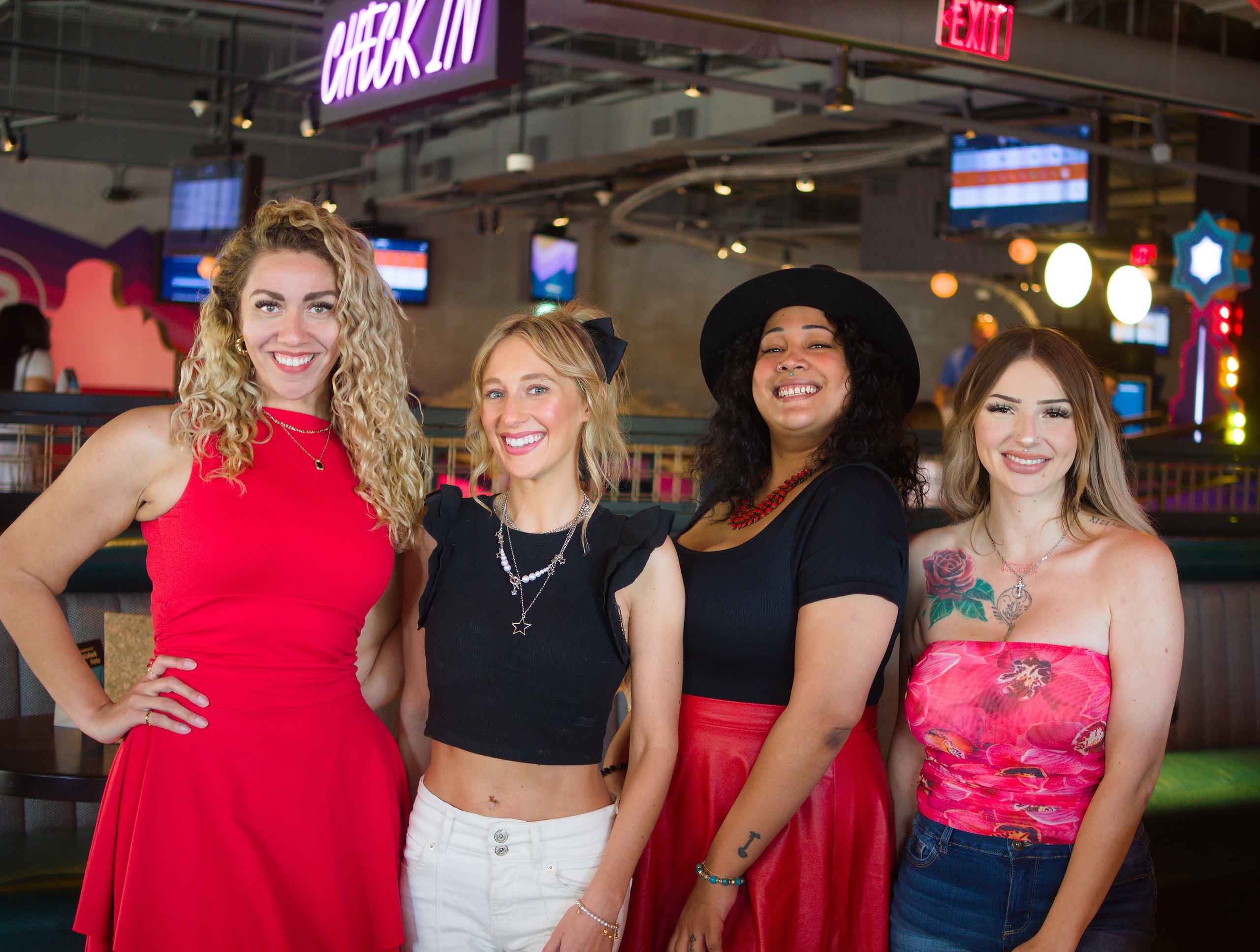 Puttshack Galentine's