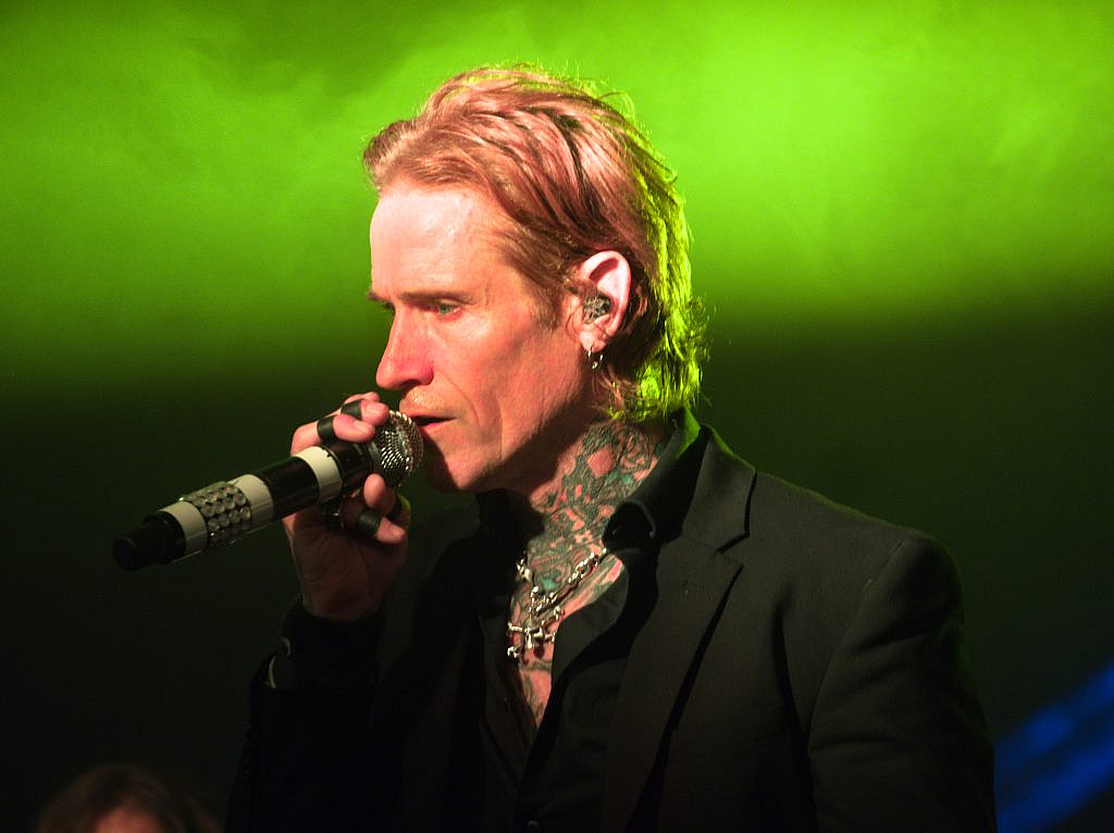 1010318 On Saturday, April 11, Buckcherry rolled into Harold’s Cave Creek Corral and turned a country bar into something louder, looser, and a lot more unpredictable.