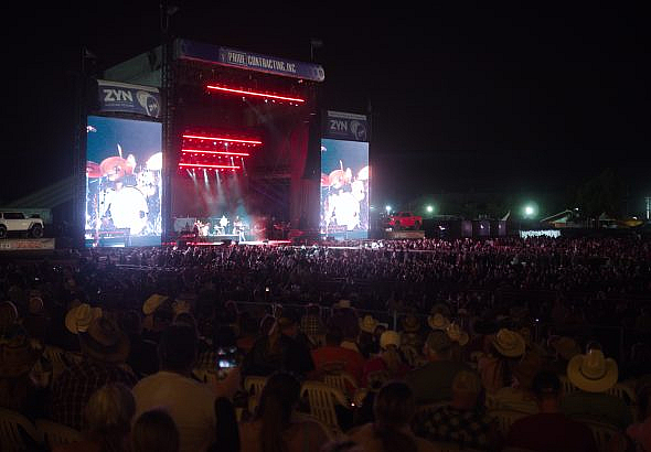 CountryThunder26Cover