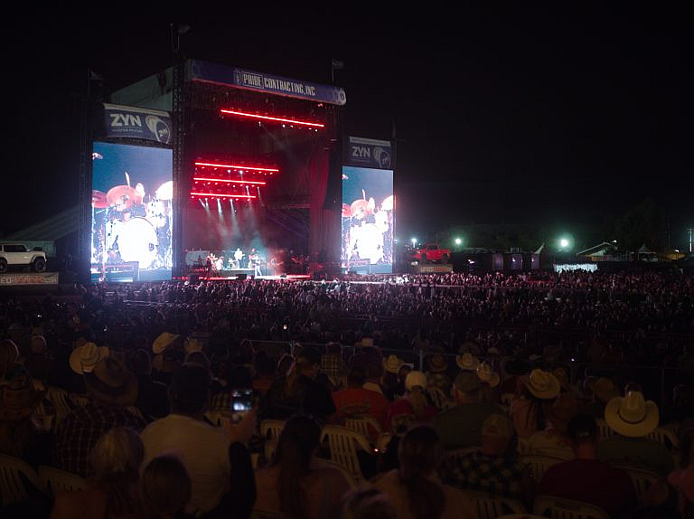 CountryThunder26Cover