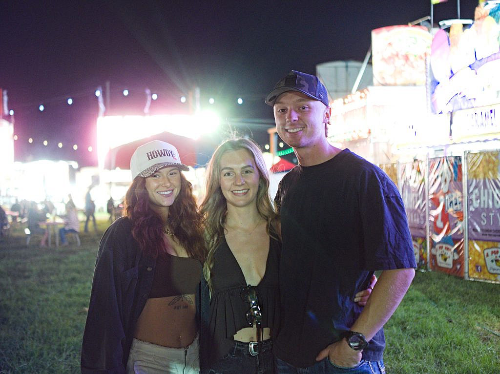 1010568 There’s a certain kind of energy you only get when thousands of people commit to a weekend of country music in the middle of the desert.