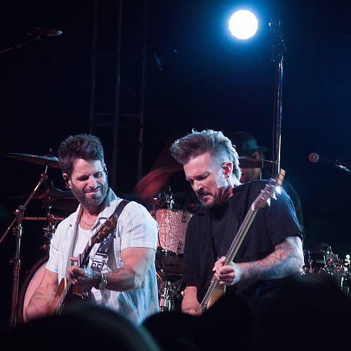 Parmalee1
